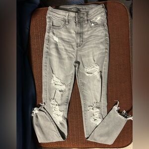 American Eagle Outfitters Light Gray Distressed Skinny Jeans